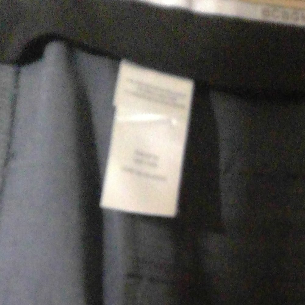 BCBG 2 piece Career Suit with Short sleeves Size M - Picture 10 of 16